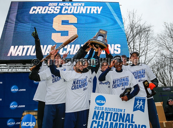 2015NCAAXC-0145.JPG - 2015 NCAA D1 Cross Country Championships, November 21, 2015, held at E.P. "Tom" Sawyer State Park in Louisville, KY.